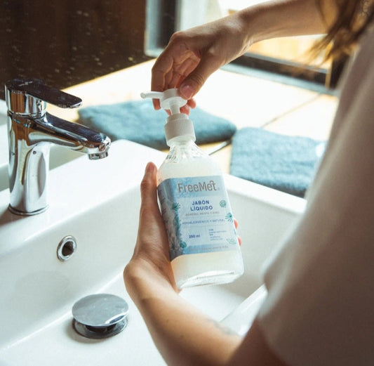 Jabón líquido natural FreeMet 250ml